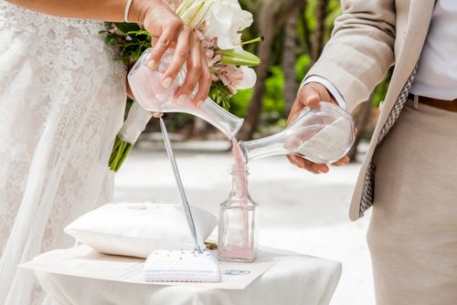 mixing-salt-at-a-wedding-ceremony